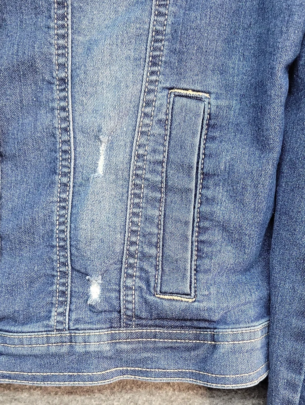 Jean Jacket Justice Size Youth 14-16 Medium Wash.